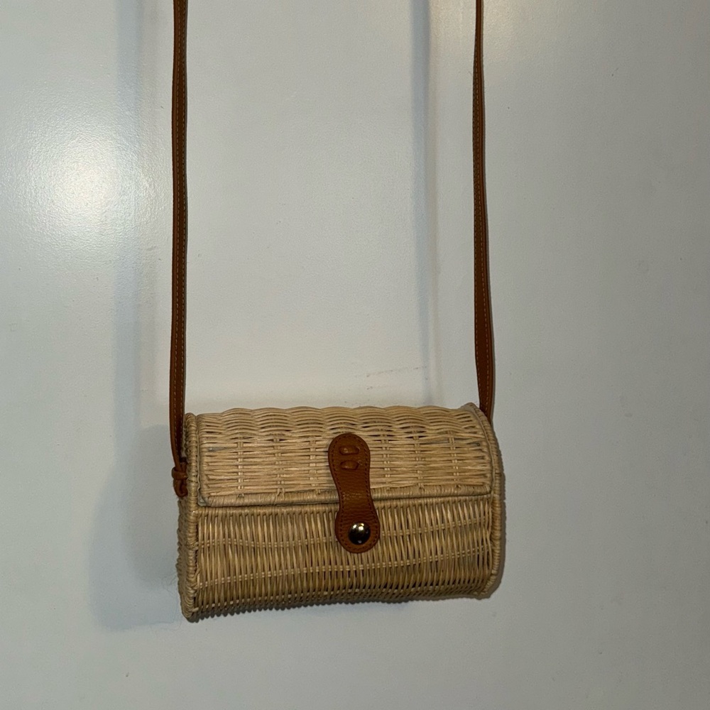 Woven Straw Crossbody Bag with Tan Leather Strap